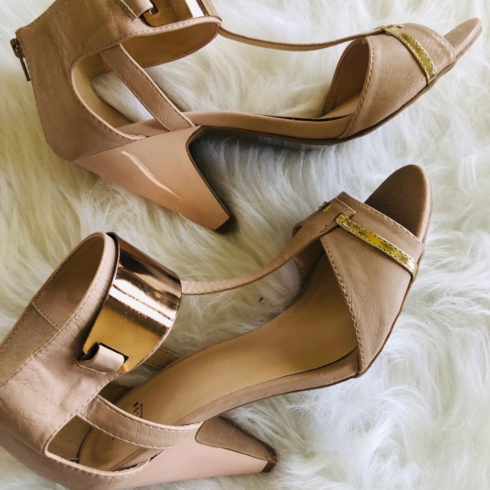 Madison by Shoe Dazzle: Nude Nilda heel